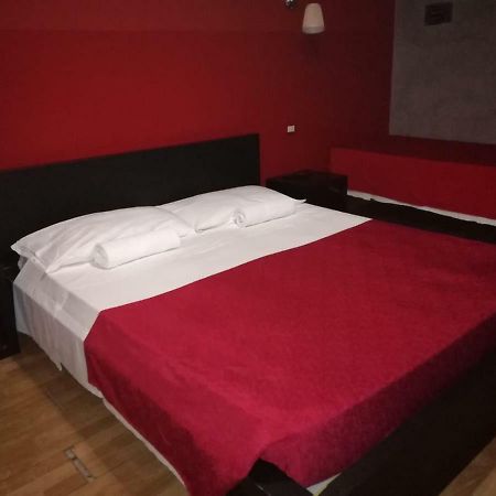 Arthur Hostel Rome Bagian luar foto